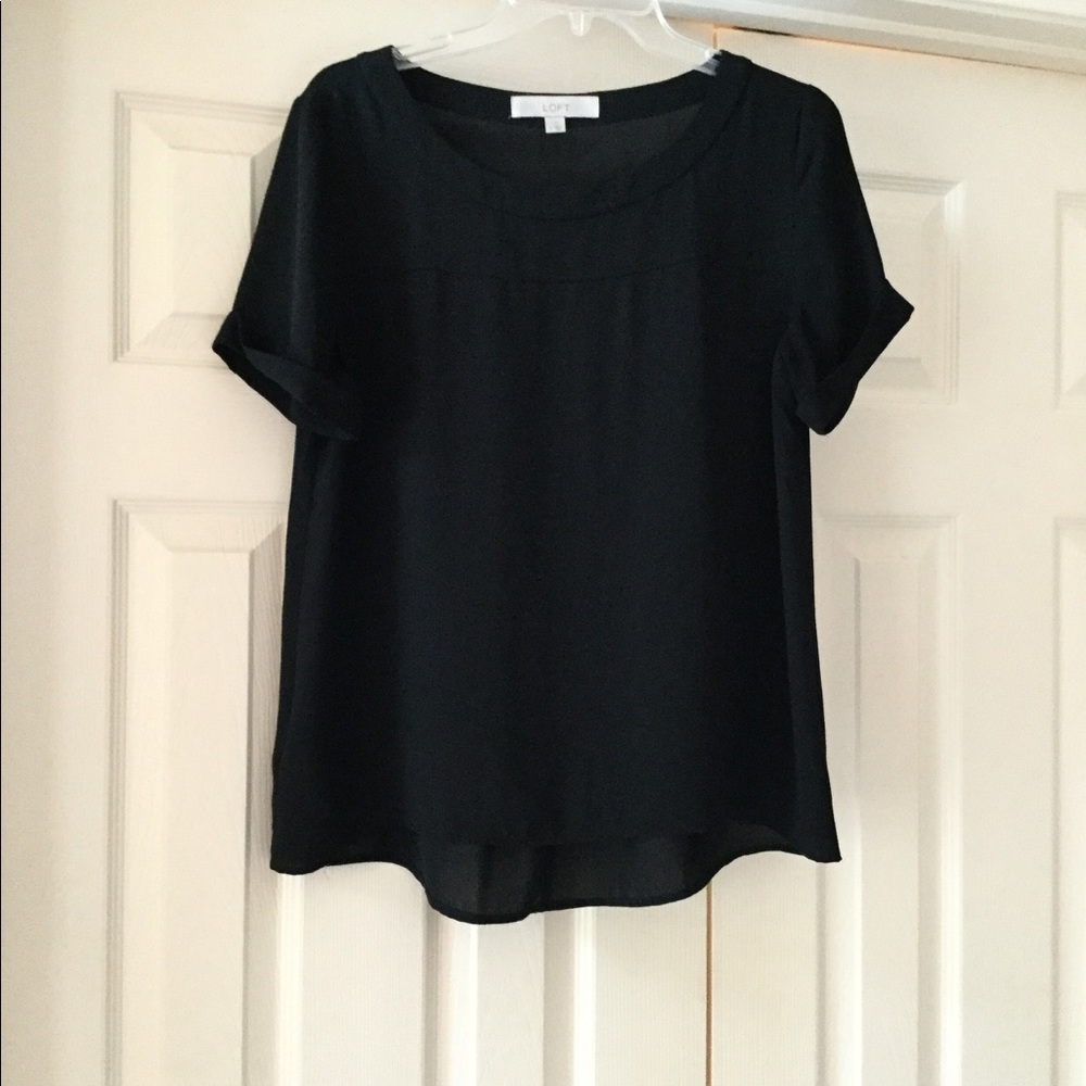 EUC Loft short sleeve flows blouse